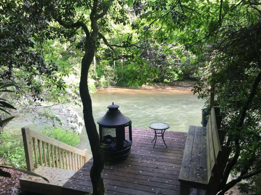 Cabin Fever On Cartecay River Ellijay Exterior photo