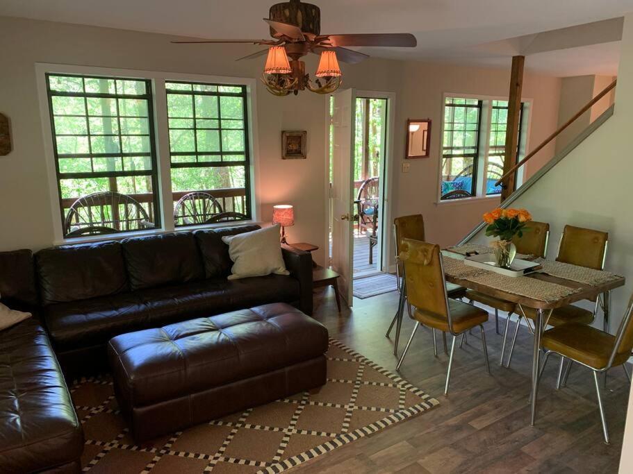 Cabin Fever On Cartecay River Ellijay Exterior photo